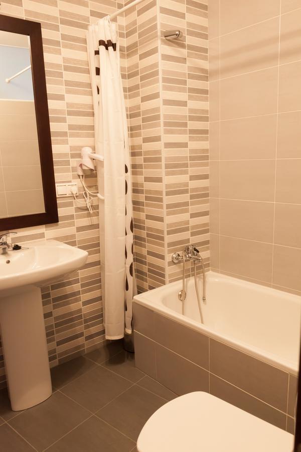 Apartamentos Sol De Mayo Úbeda Exterior foto